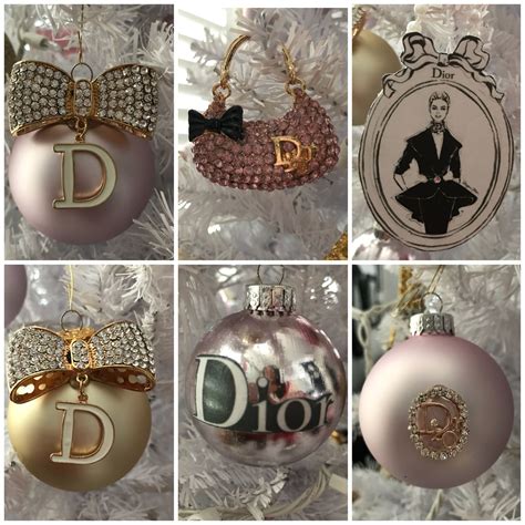 boules de noel dior